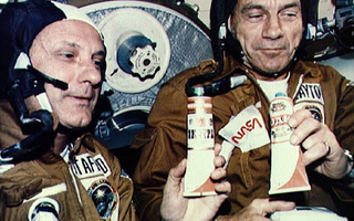 Illustration for article titled Gourmet Magazine's History of Space Food Reveals Our Ultimate Goal: Distilling Cheap Liquor In Space
